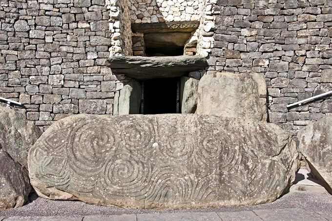 Eingang zu Newgrange