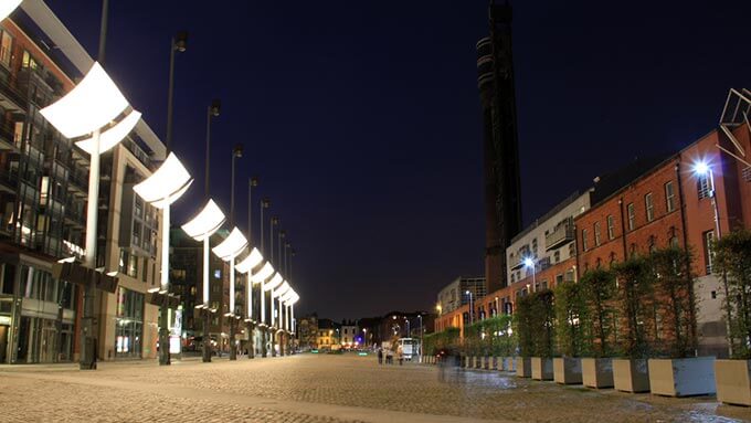 Smithfield Square bei Nacht