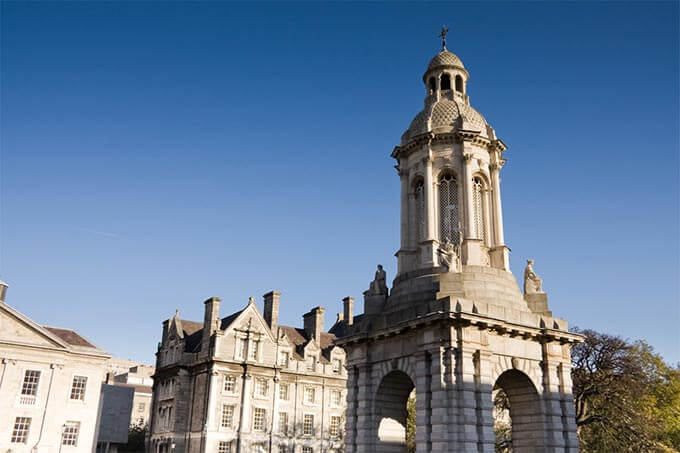 Kampanile im Hof des Trinity College